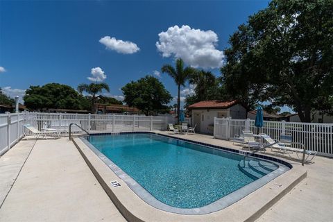 A home in LARGO