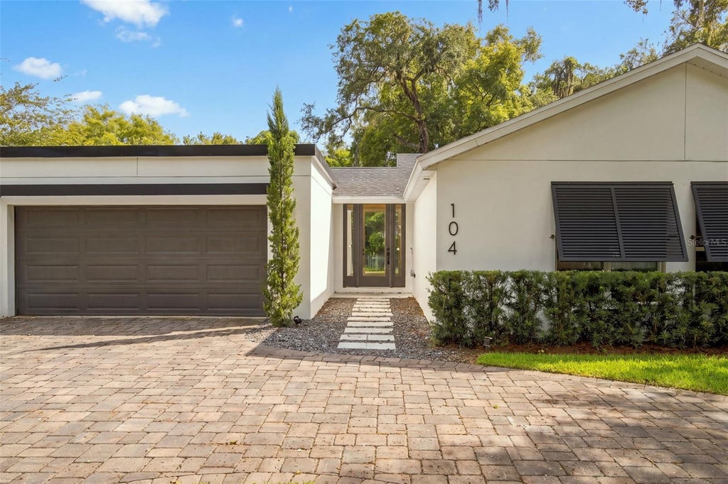 Photo of 104 E 1st Avenue, Windermere, FL 34786 (MLS # O6442932)