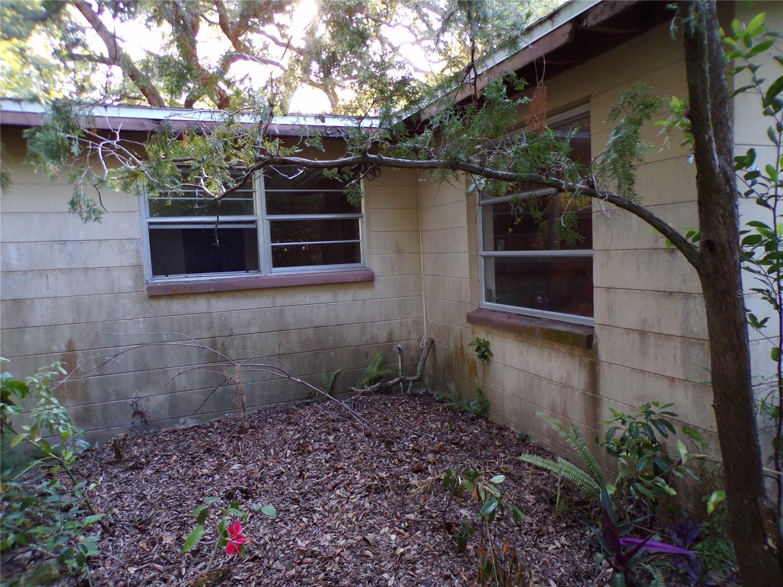 1938 VIRGINIA AVENUE