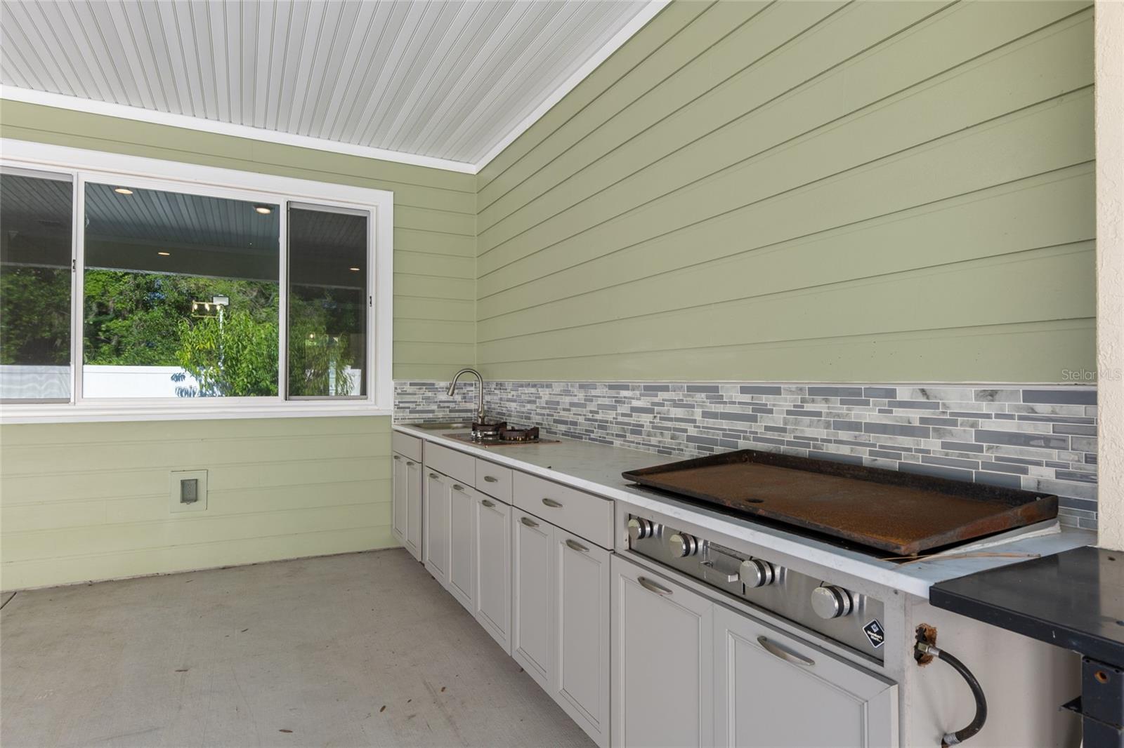 NORTHPOINTE VILLAS - Residential Lease