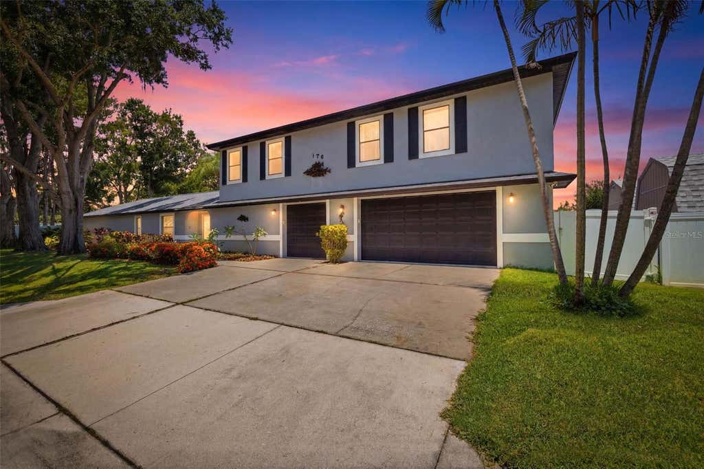 Photo of 176 Maple Avenue, Palm Harbor, FL 34684 (MLS # TB8530629)