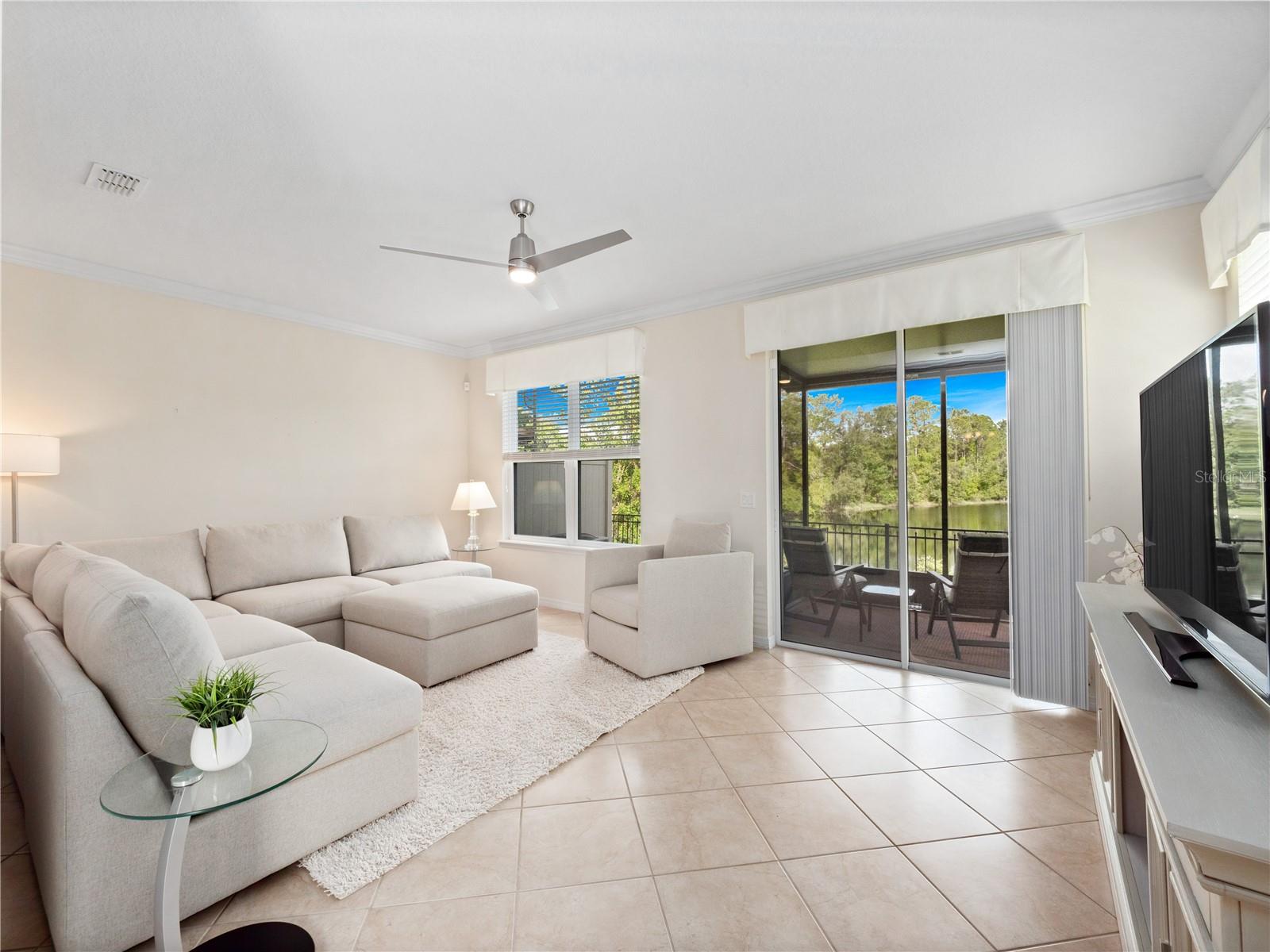 2112 ROOKERY LANE
