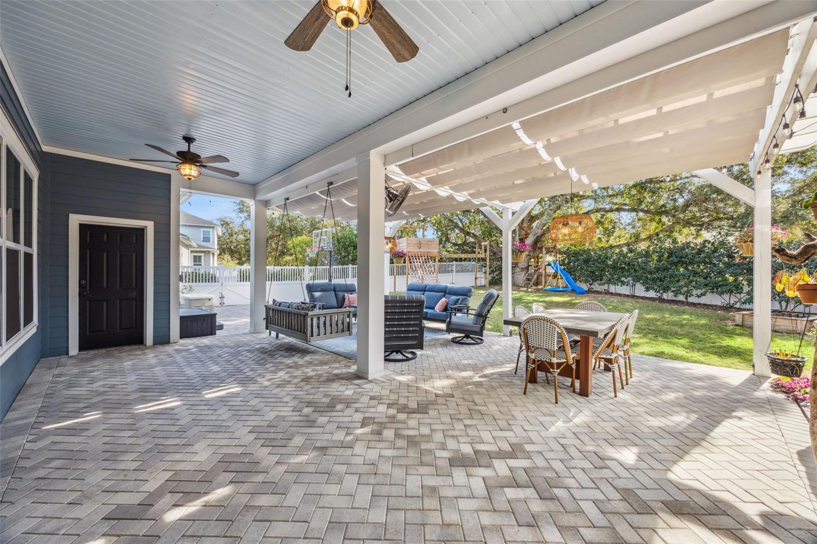 OAKLAND PARK - Residential