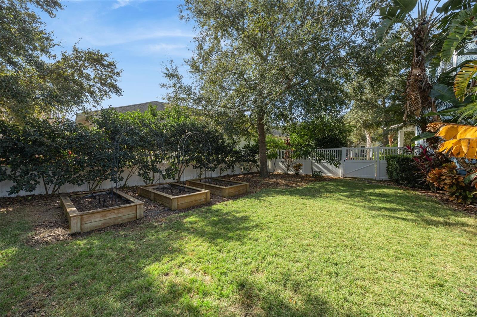 OAKLAND PARK - Residential