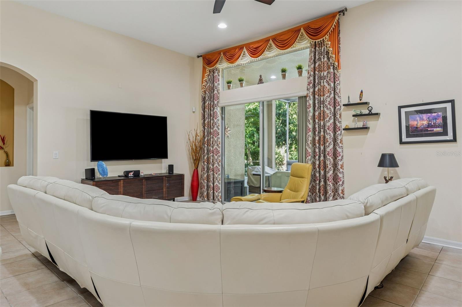 AVELAR CREEK NORTH - Residential Lease