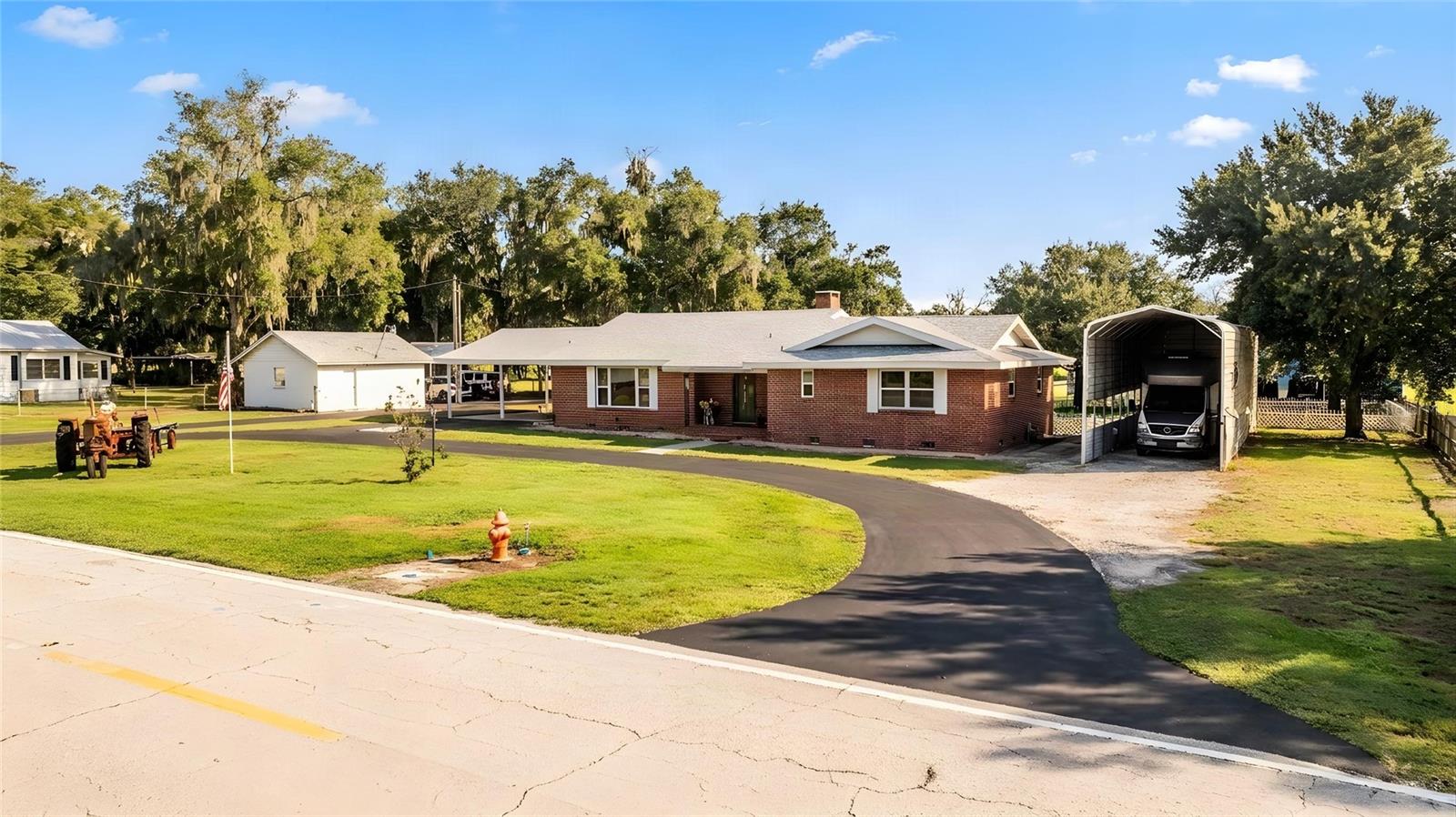 1633 CHERRY LANE