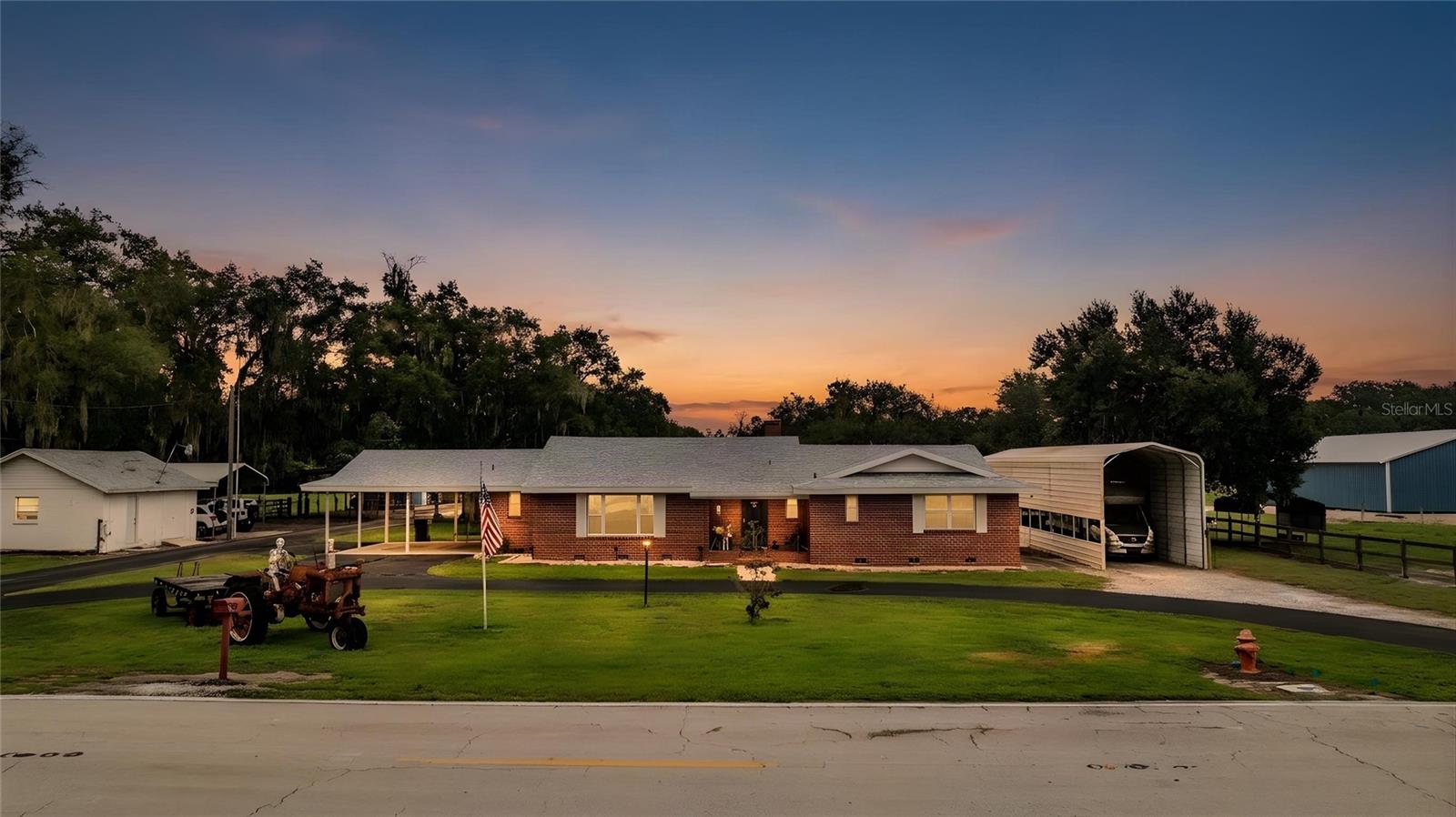 1633 CHERRY LANE
