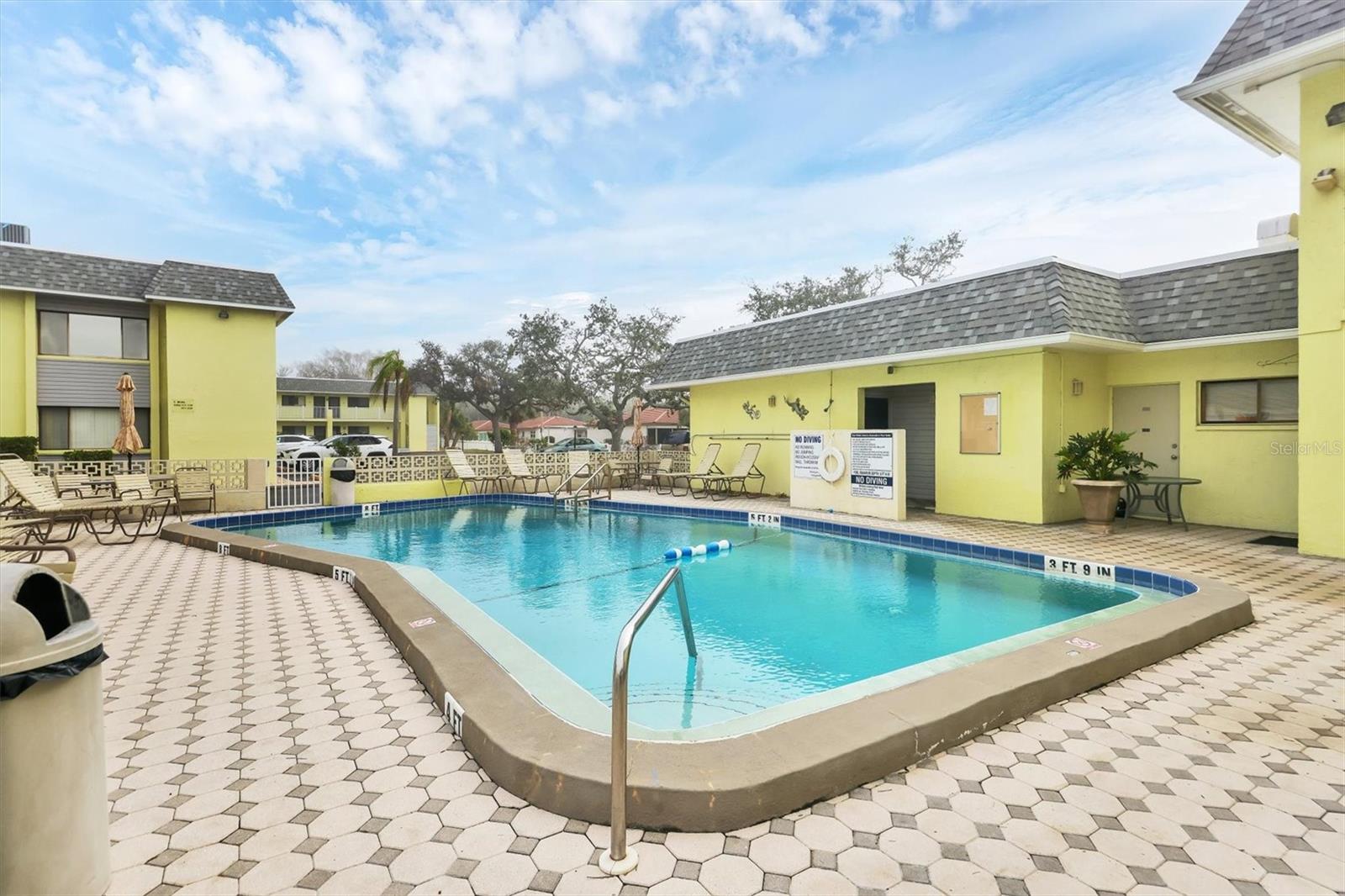 SEA WINDS - Residential