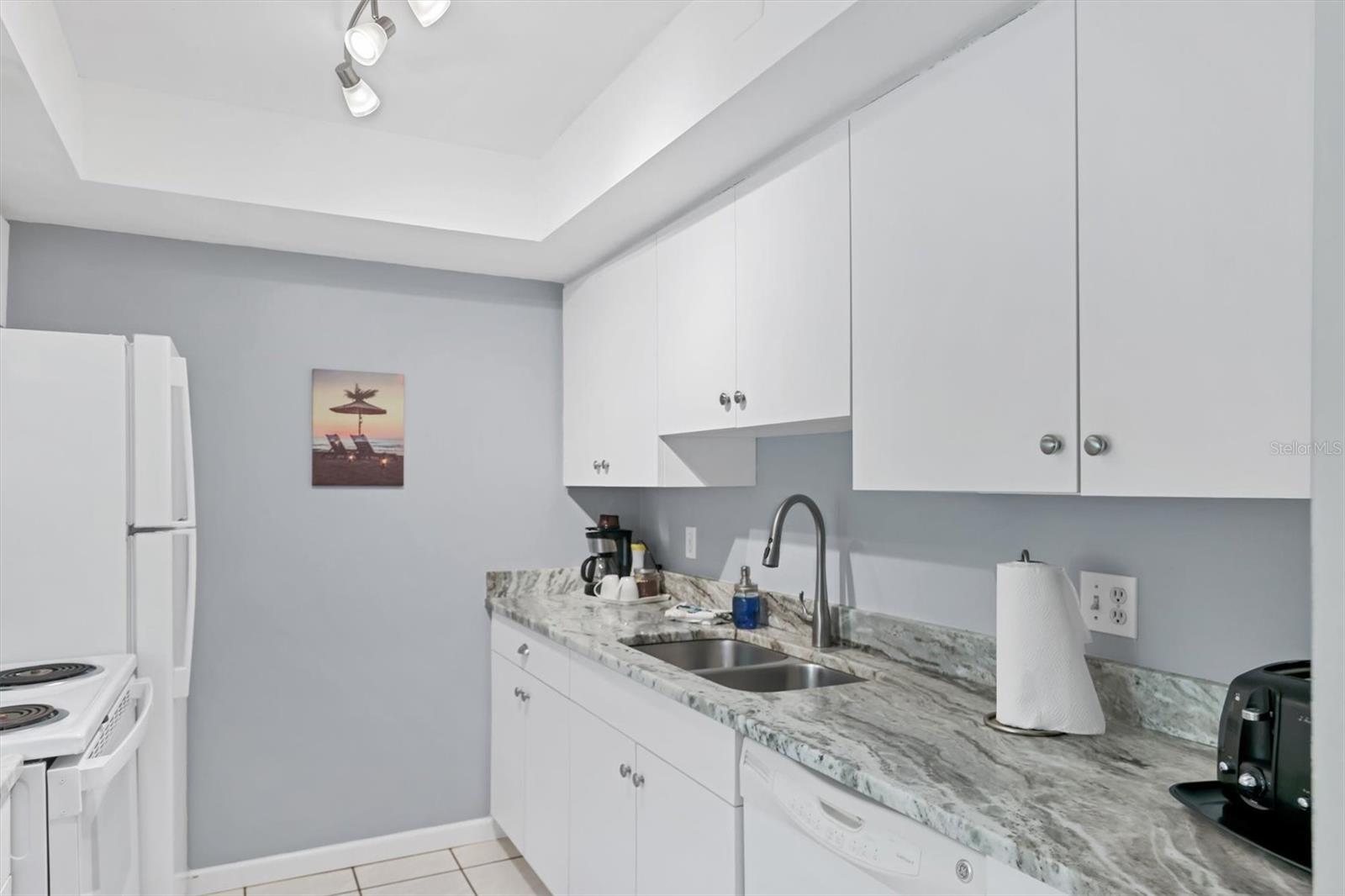 SEA WINDS - Residential