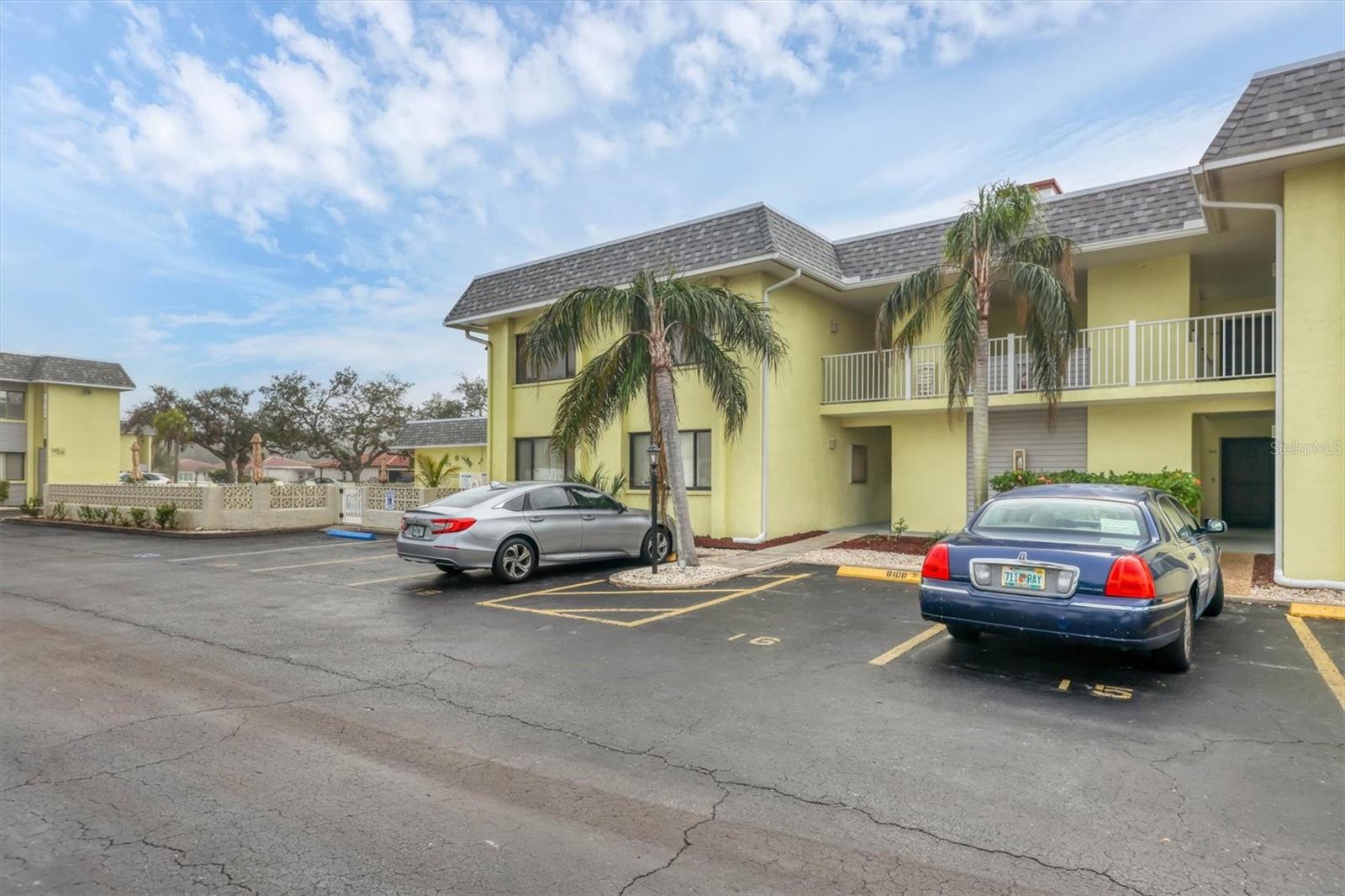 6703 MIDNIGHT PASS ROAD 208