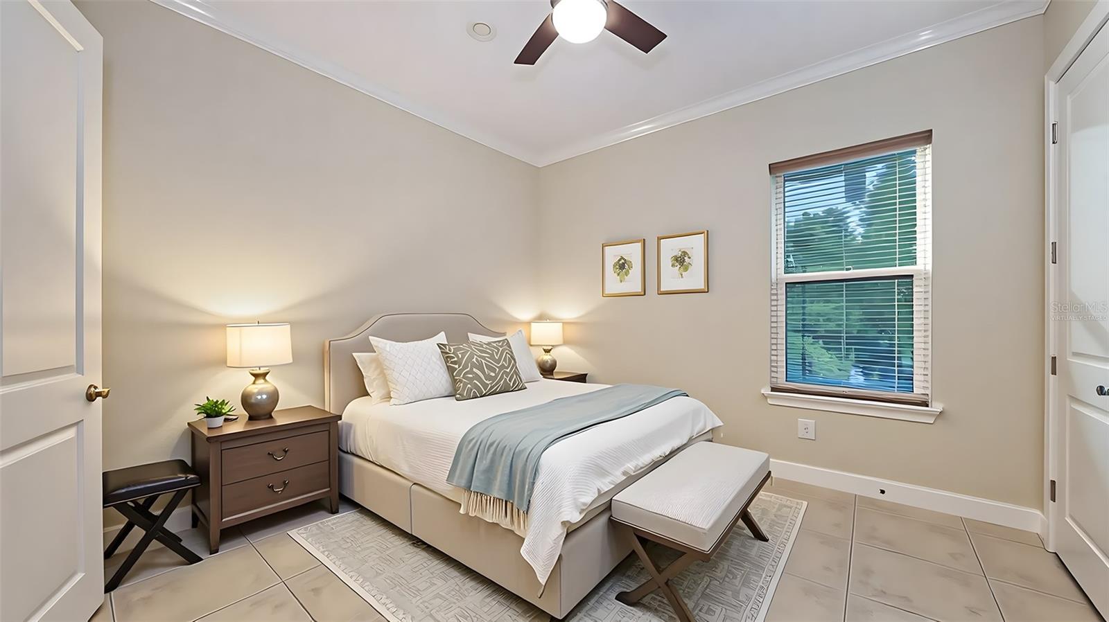 ESPLANADE/SIESTA KEY PH 3 - Residential