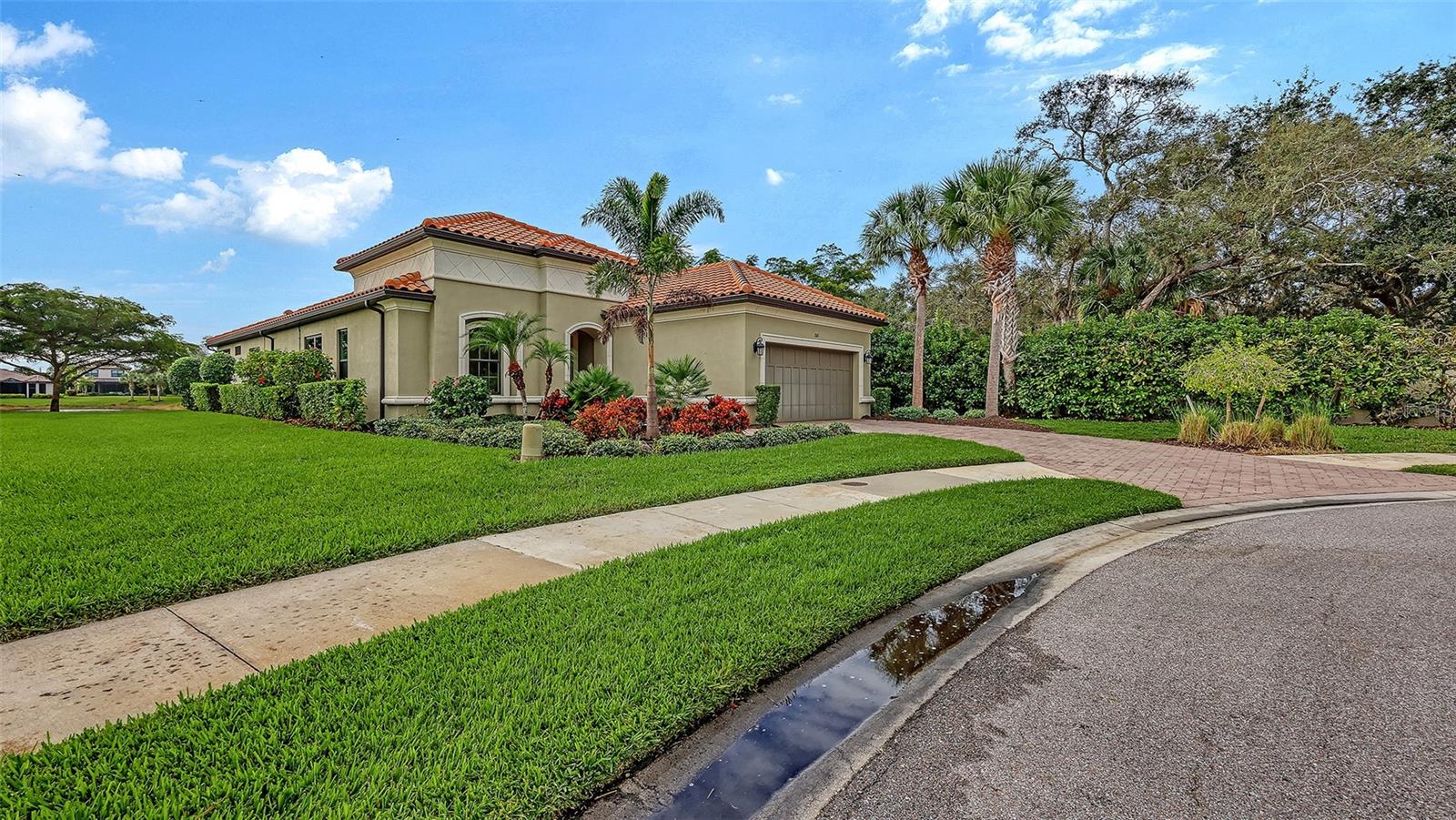 ESPLANADE/SIESTA KEY PH 3 - Residential