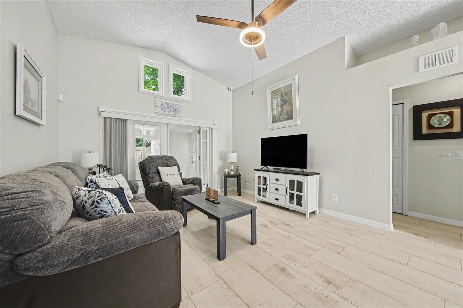 ROSE RIDGE - Residential