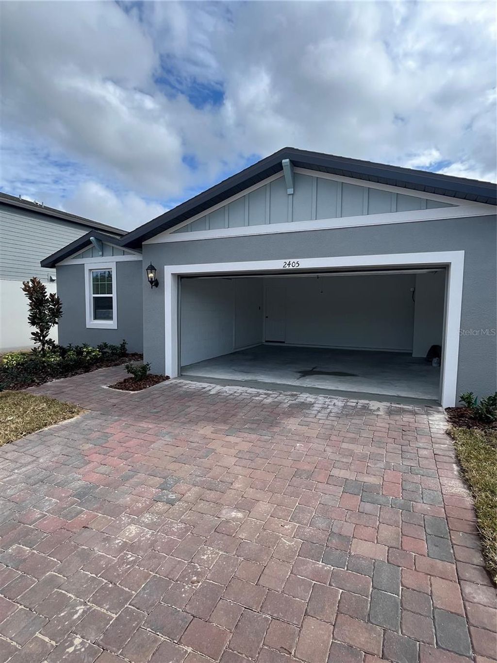 Photo of 2405 White Tail Street, Davenport, FL 33837 (MLS # O6372906)