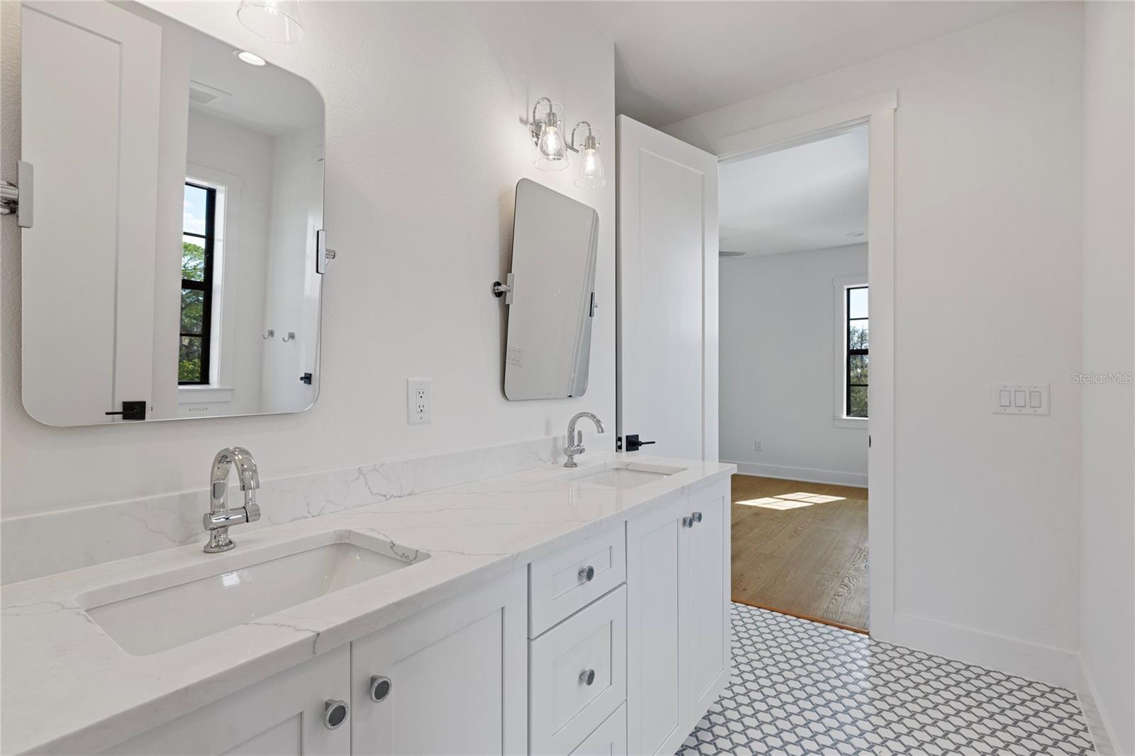 SUN PLAZA ISLES SEC 3 - Residential