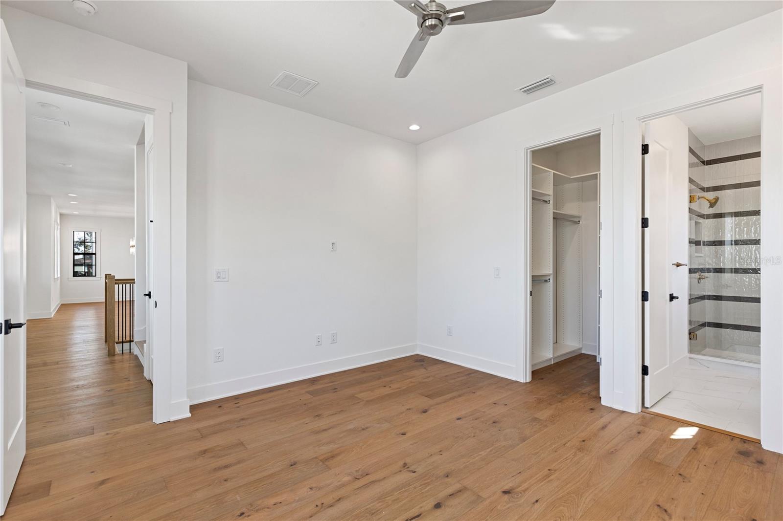 SUN PLAZA ISLES SEC 3 - Residential