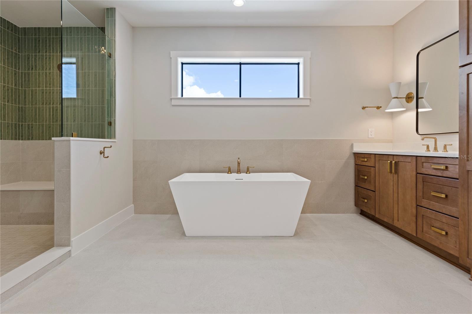 SUN PLAZA ISLES SEC 3 - Residential