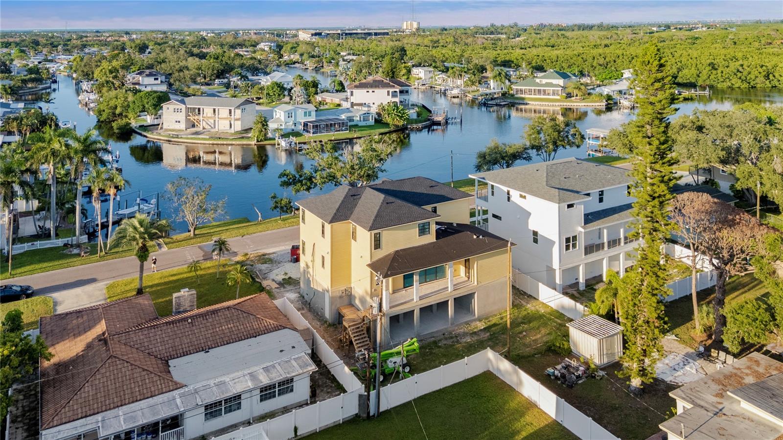 SUN PLAZA ISLES SEC 3 - Residential