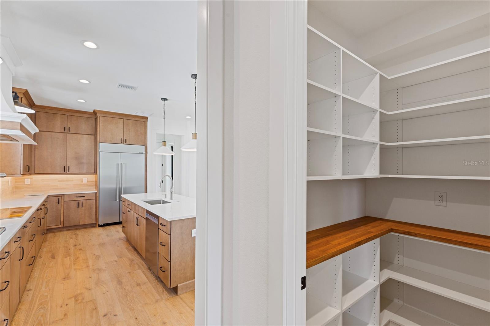 SUN PLAZA ISLES SEC 3 - Residential