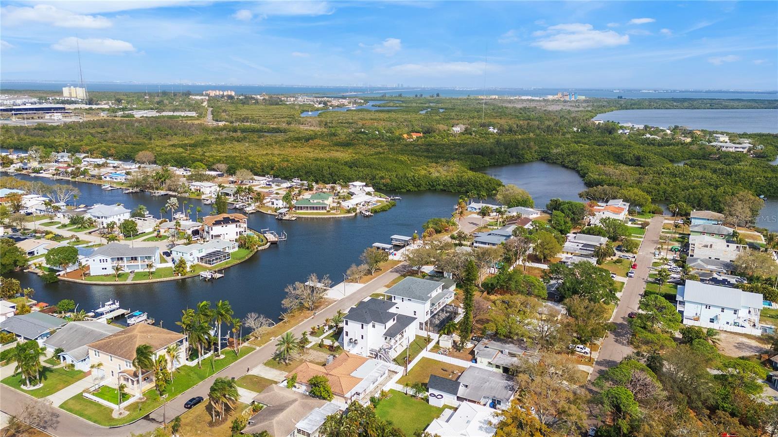 SUN PLAZA ISLES SEC 3 - Residential