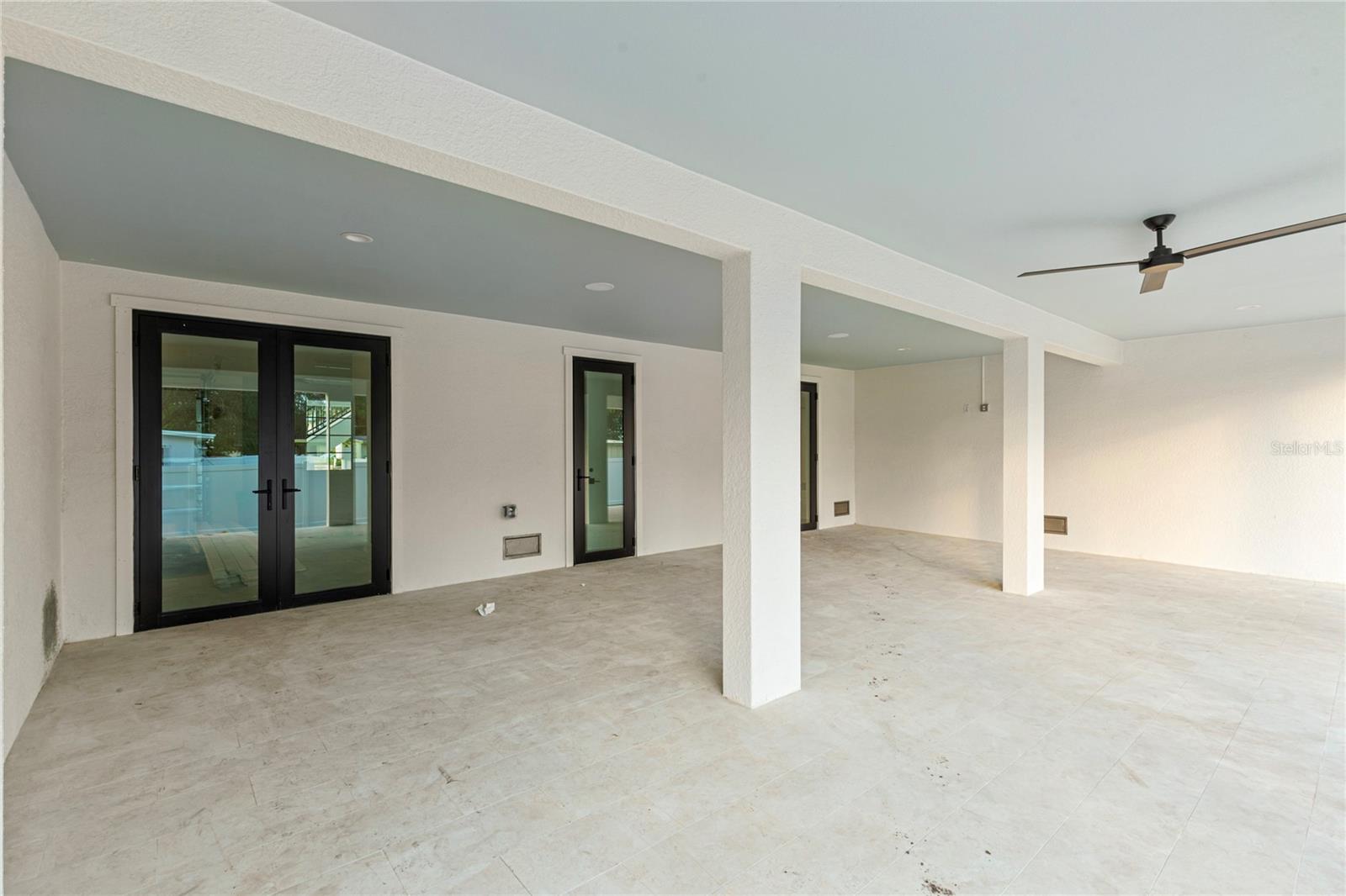 SUN PLAZA ISLES SEC 3 - Residential