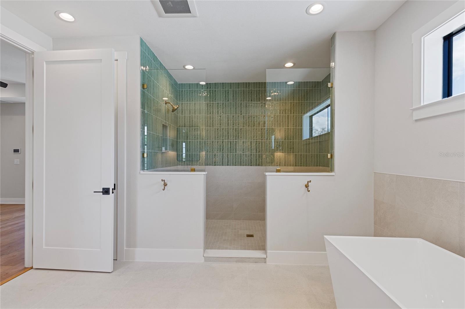 SUN PLAZA ISLES SEC 3 - Residential