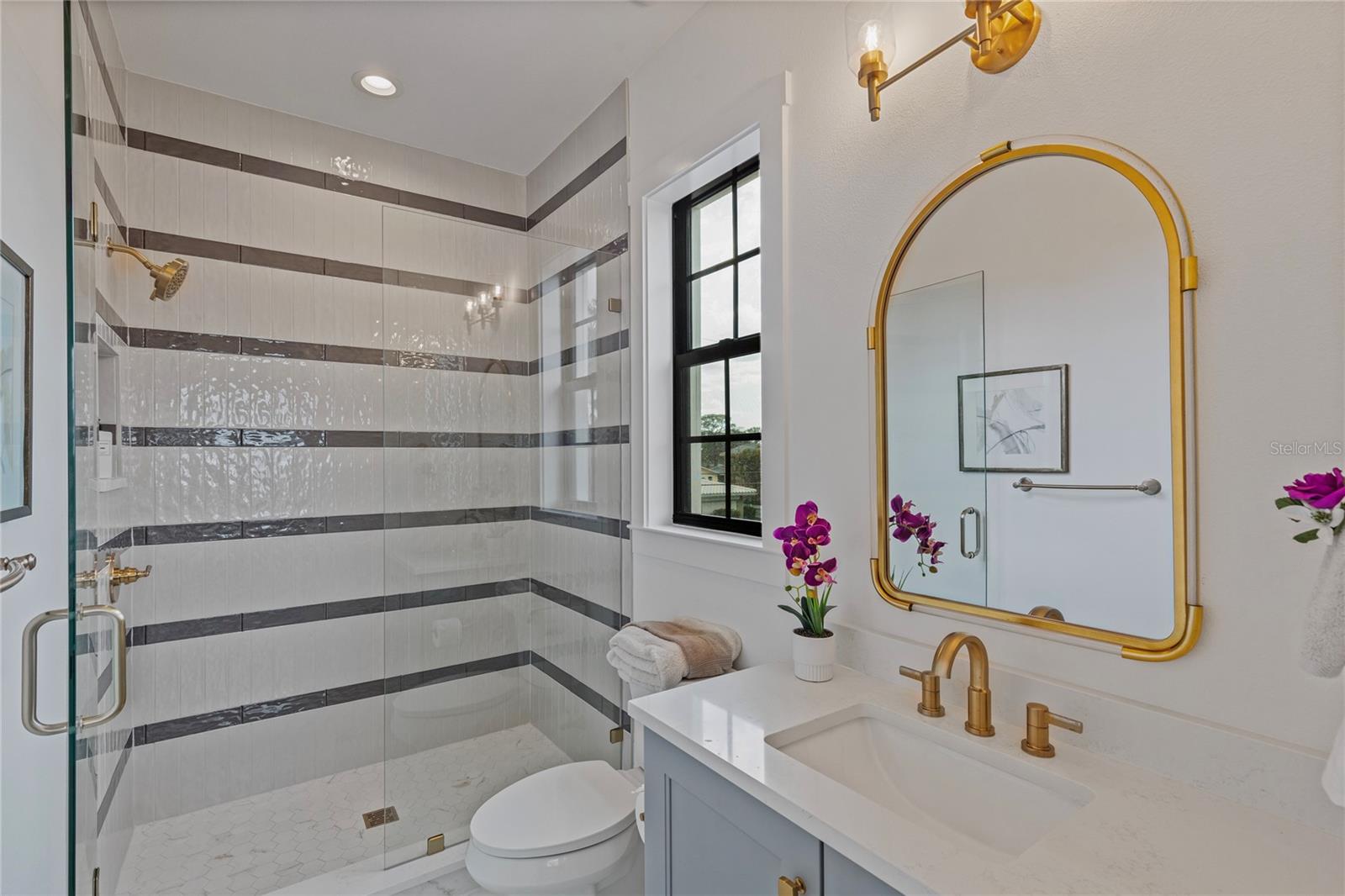 SUN PLAZA ISLES SEC 3 - Residential