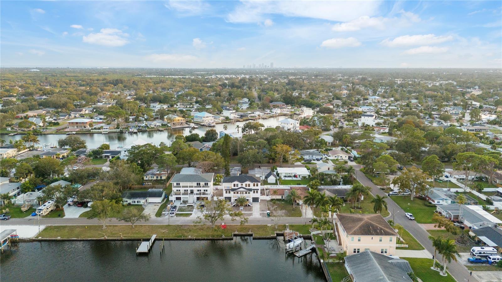 SUN PLAZA ISLES SEC 3 - Residential