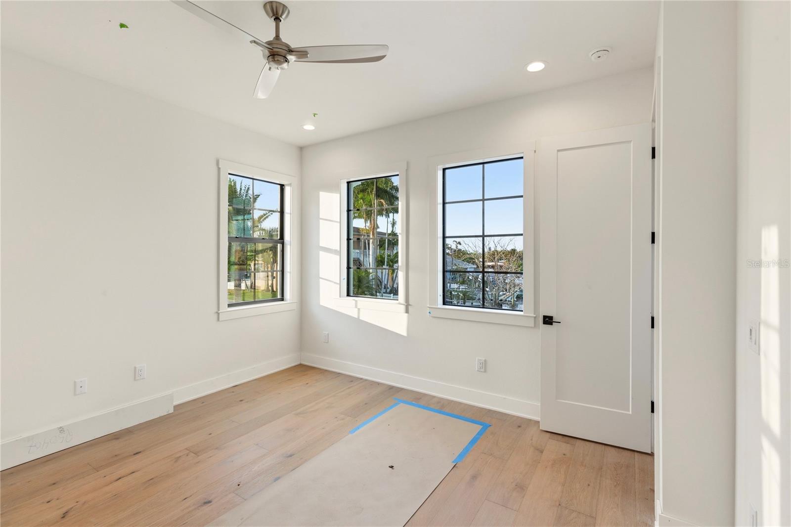 SUN PLAZA ISLES SEC 3 - Residential