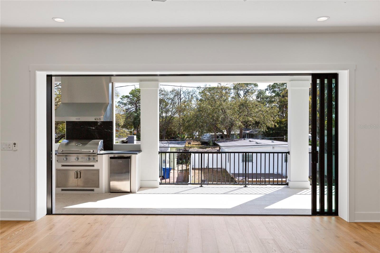 SUN PLAZA ISLES SEC 3 - Residential