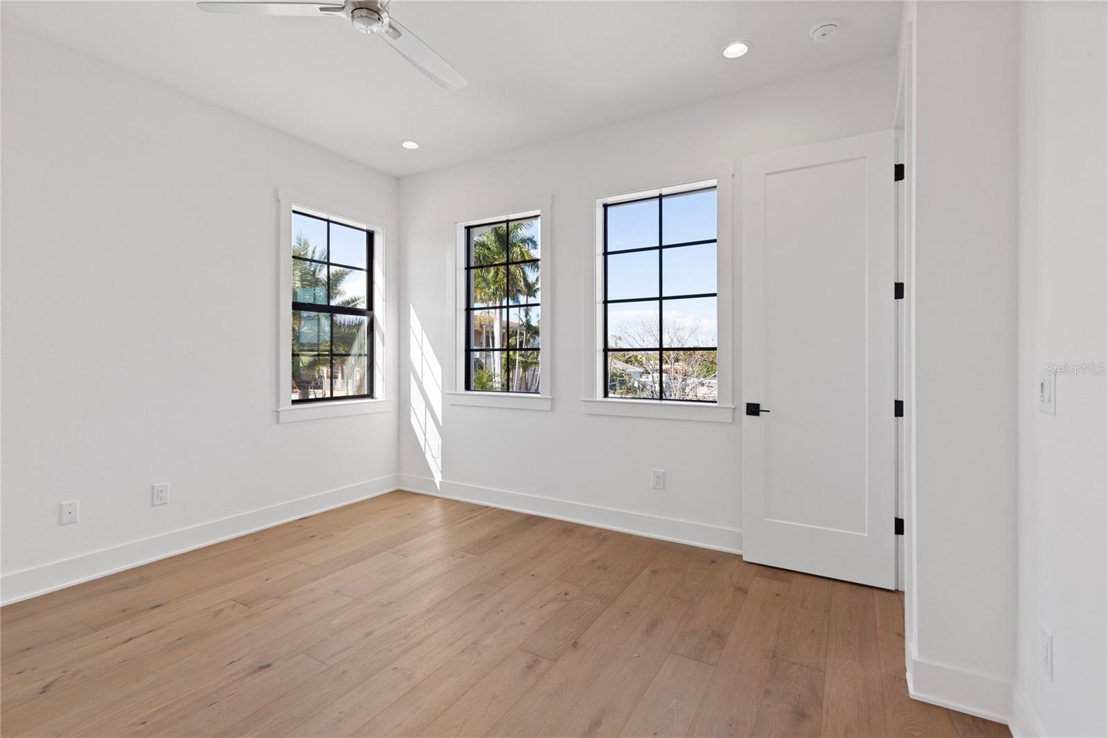 SUN PLAZA ISLES SEC 3 - Residential