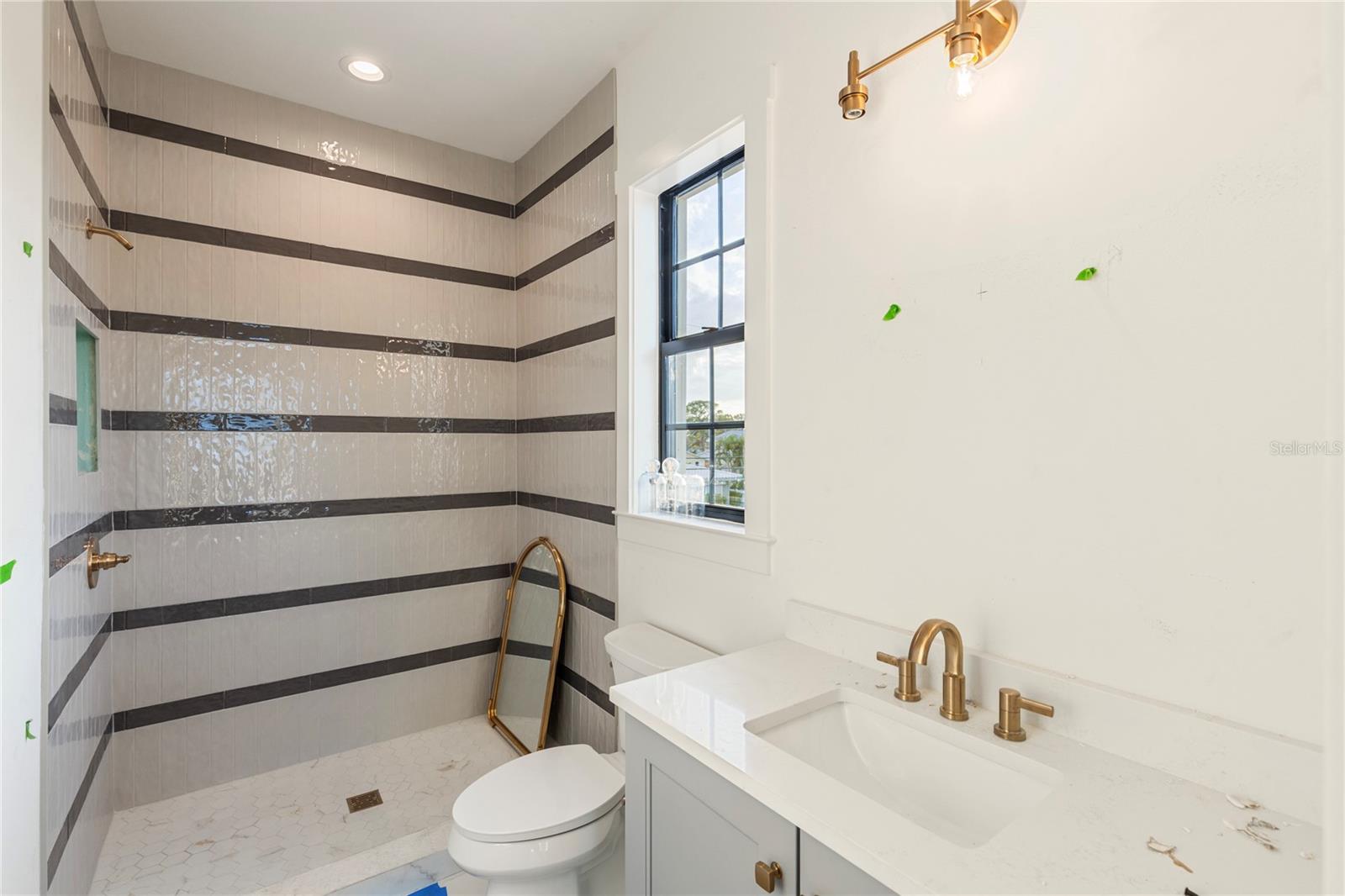 SUN PLAZA ISLES SEC 3 - Residential