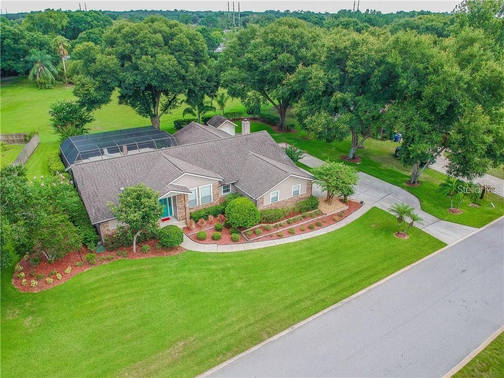 CRYSTAL LAKE ESTATES - Residential Lease