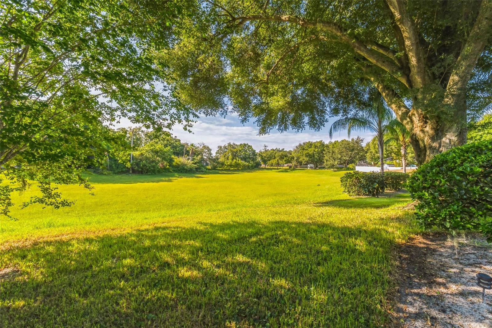 CRYSTAL LAKE ESTATES - Residential Lease