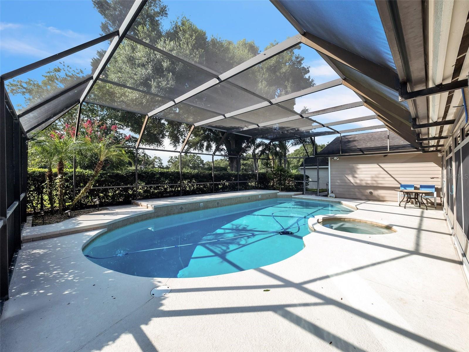 CRYSTAL LAKE ESTATES - Residential Lease