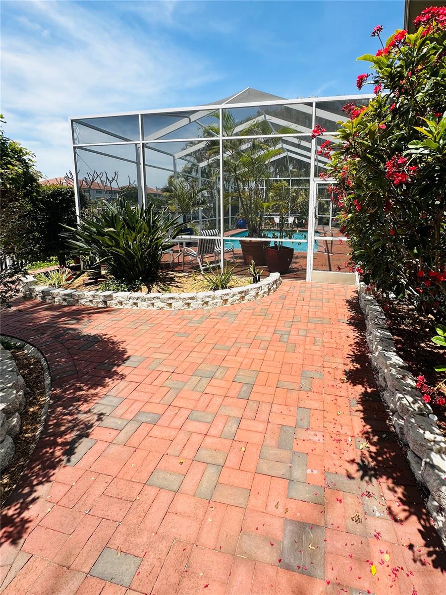 TIERRA VERDE - Residential