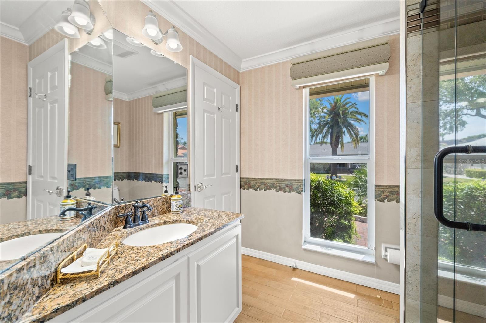 TIERRA VERDE - Residential