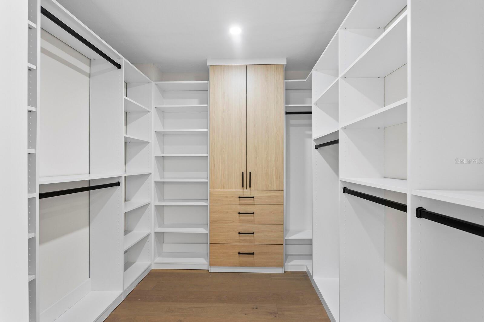 SUNSET VIEW BAY #A - Residential