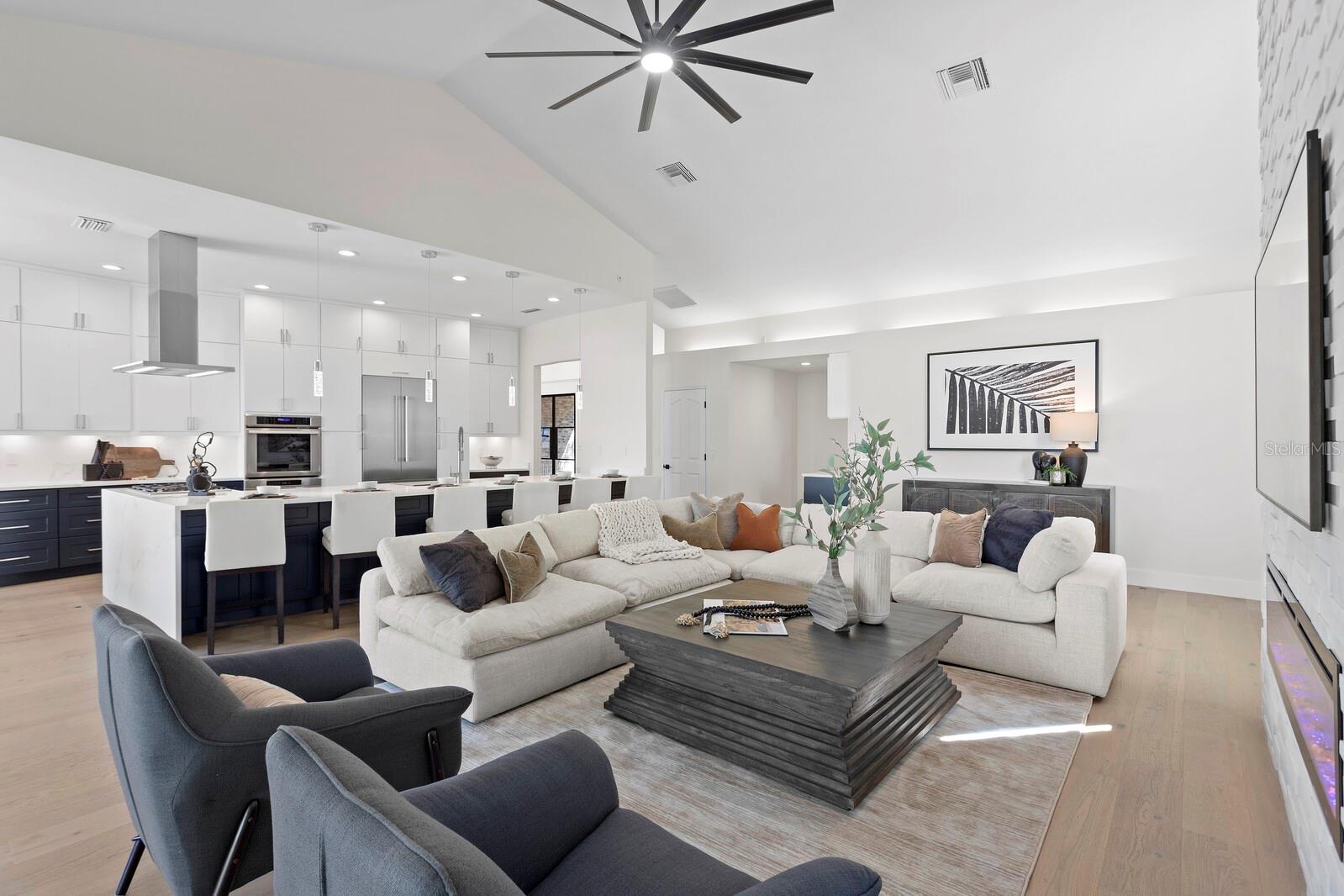 SUNSET VIEW BAY #A - Residential