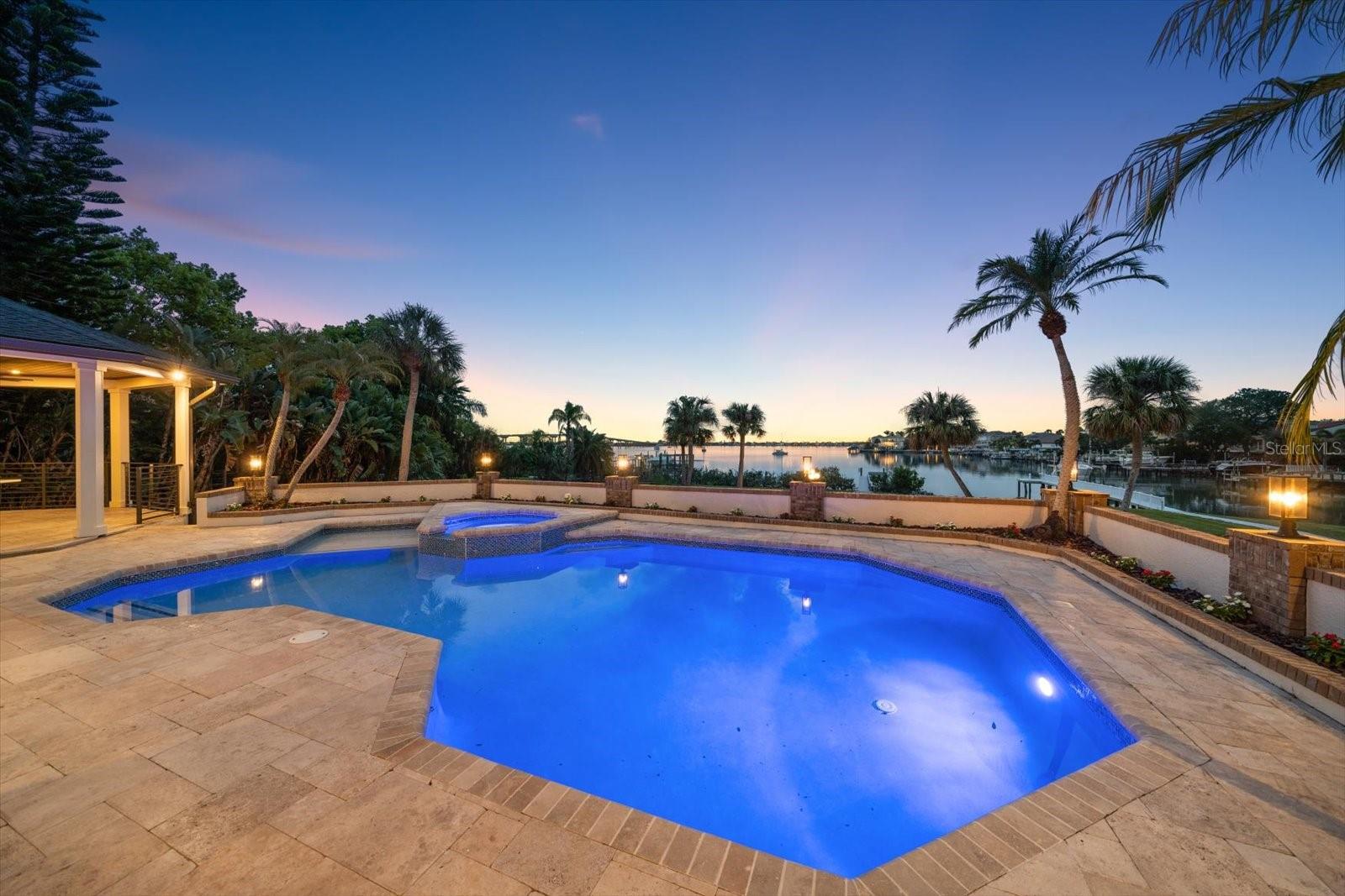 SUNSET VIEW BAY #A - Residential