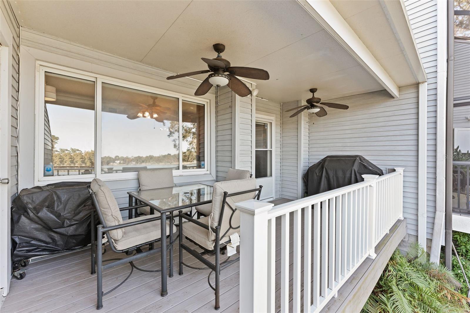 TIFFANY OAKS LAKESIDE CONDO - Residential