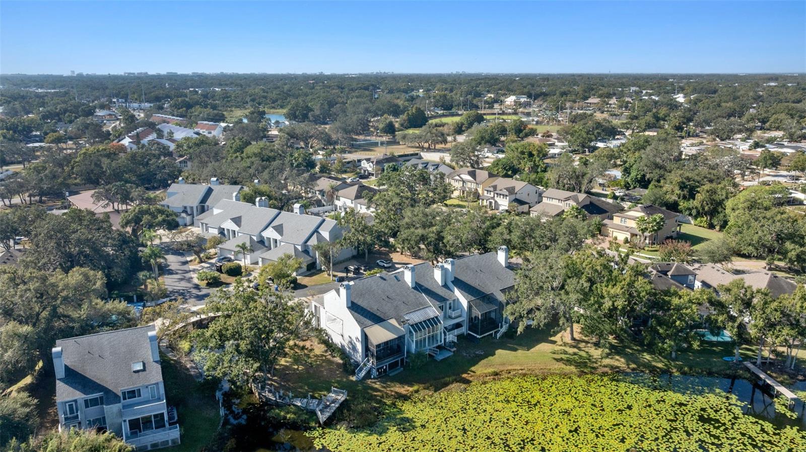 TIFFANY OAKS LAKESIDE CONDO - Residential
