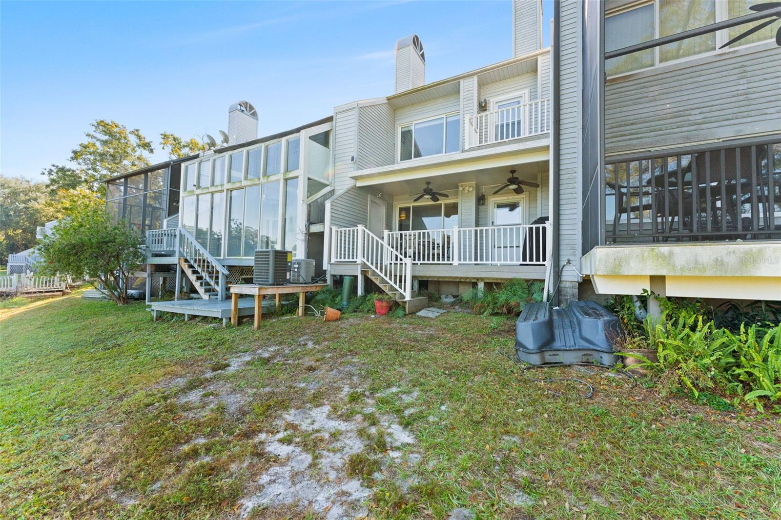 TIFFANY OAKS LAKESIDE CONDO - Residential