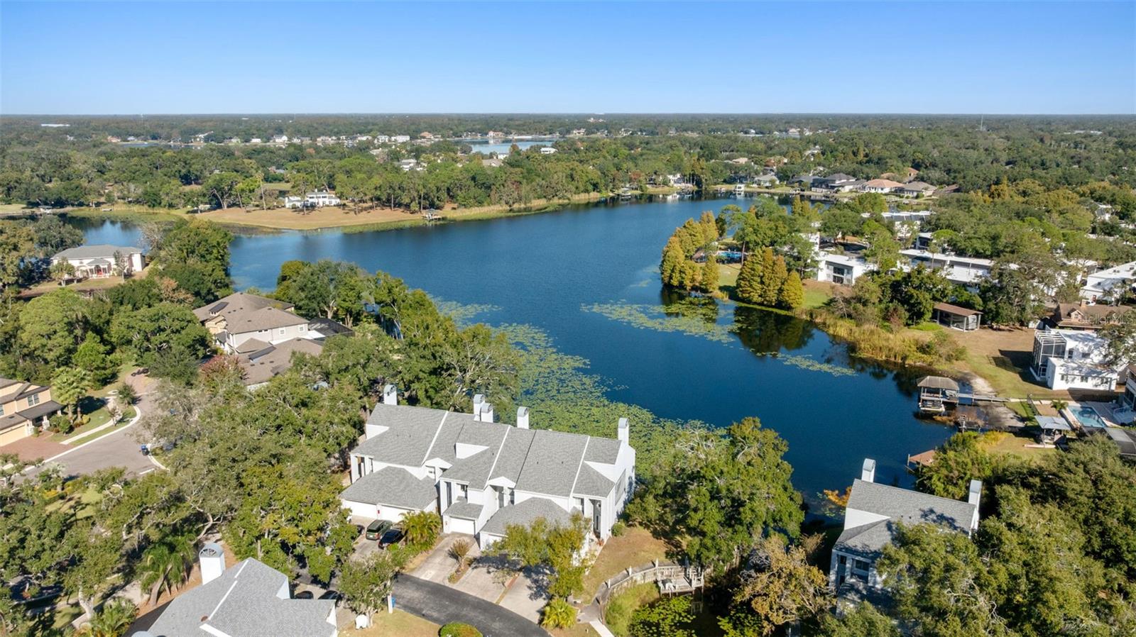 TIFFANY OAKS LAKESIDE CONDO - Residential