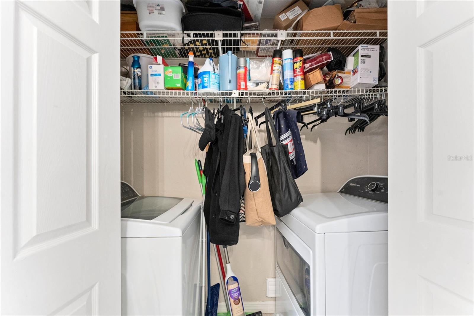 TIFFANY OAKS LAKESIDE CONDO - Residential