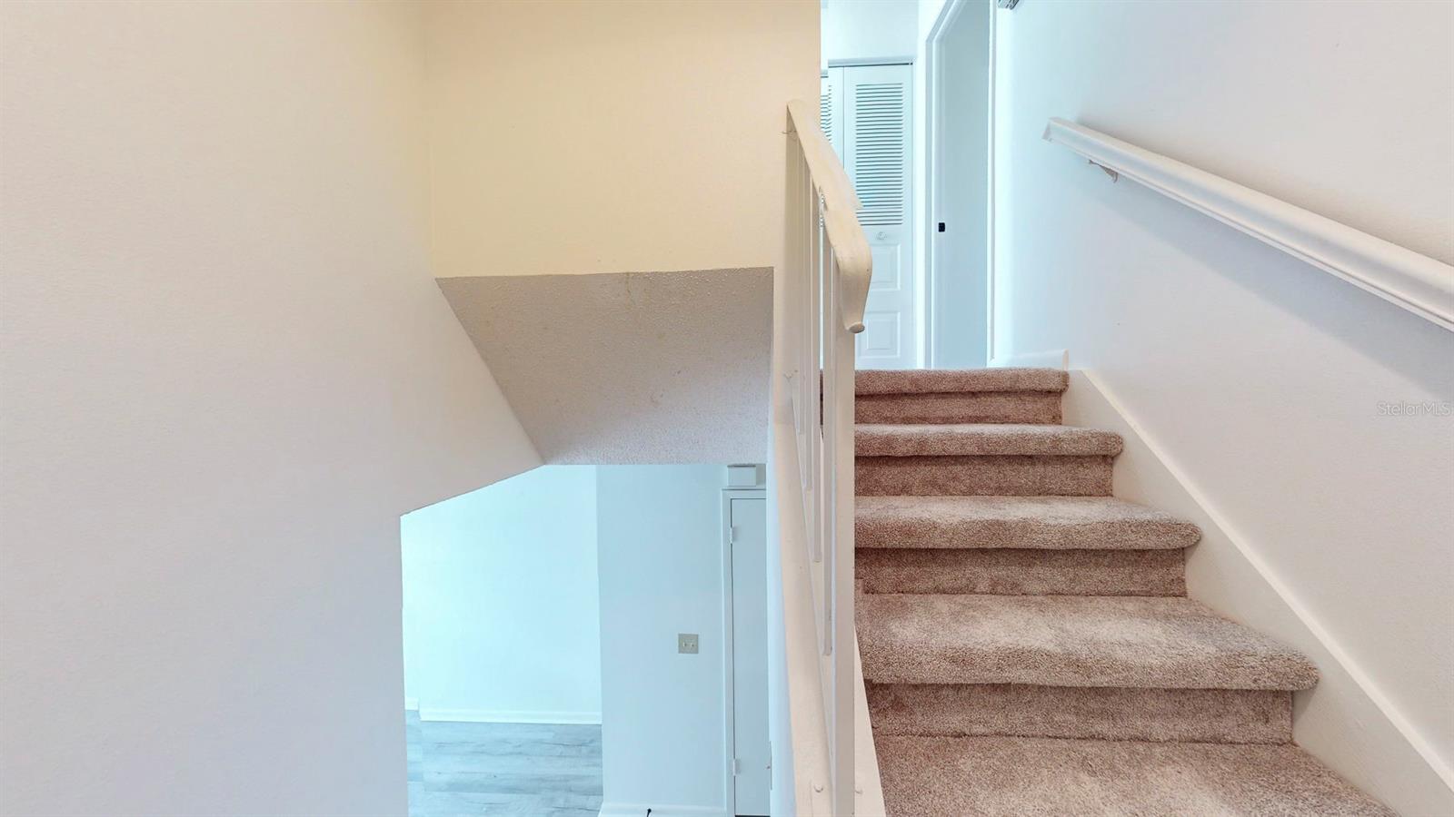 PINEBROOK ESTATES - Residential Lease