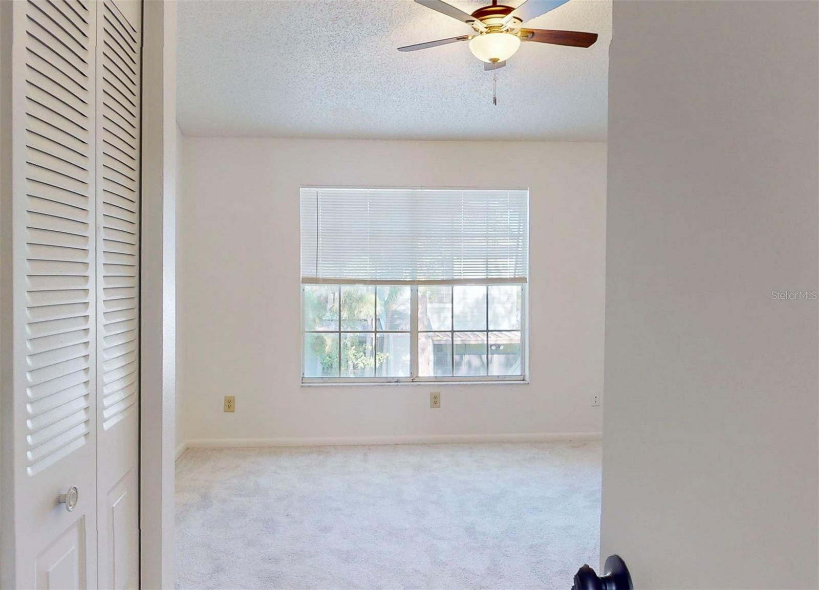 PINEBROOK ESTATES - Residential Lease