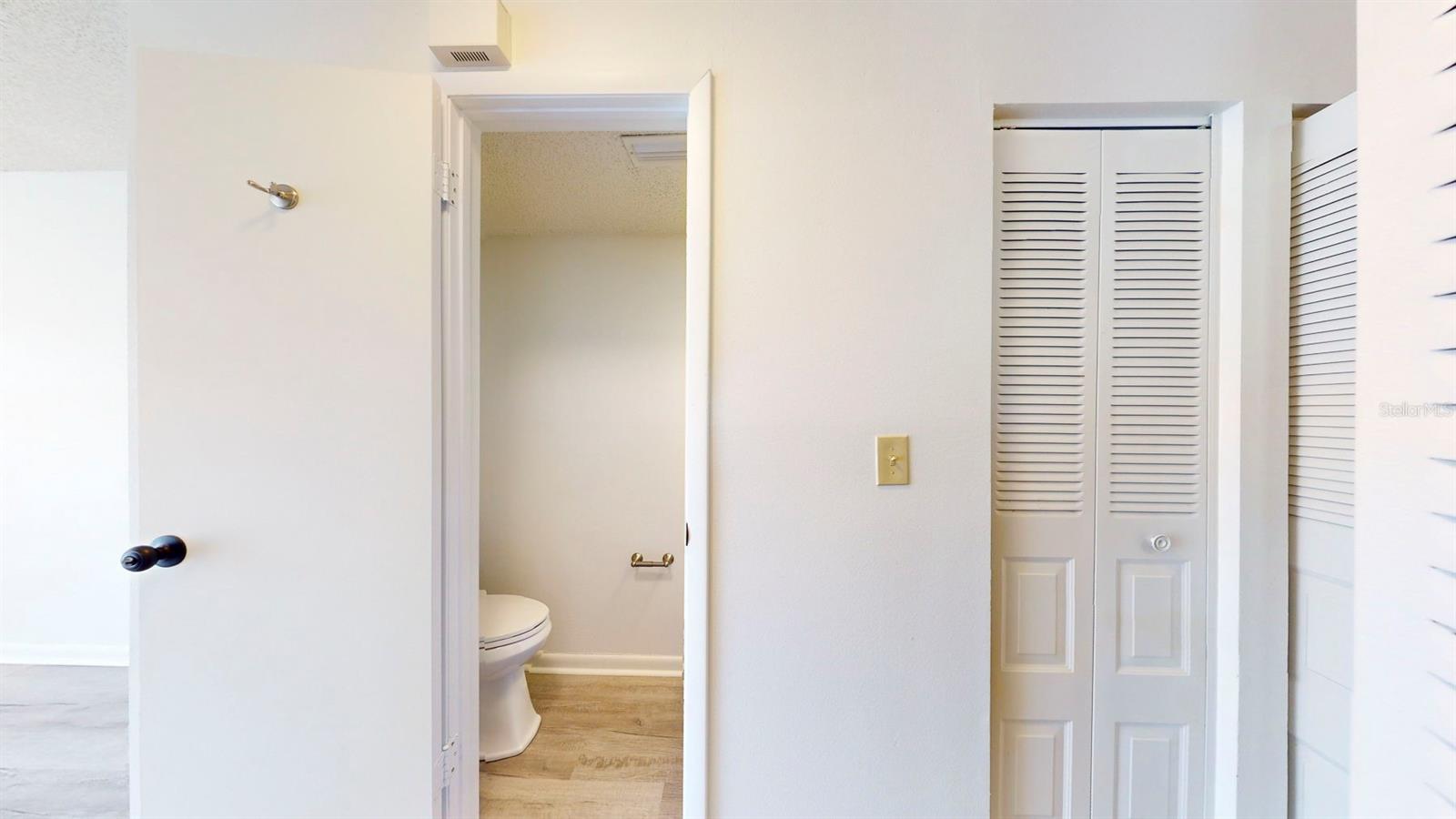 PINEBROOK ESTATES - Residential Lease