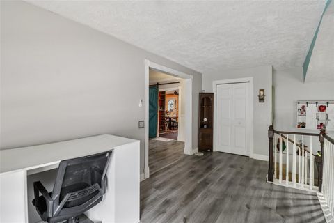 Tiny photo for 1048 N Grandview Street, Mount Dora, FL 32757 (MLS # G5101268)