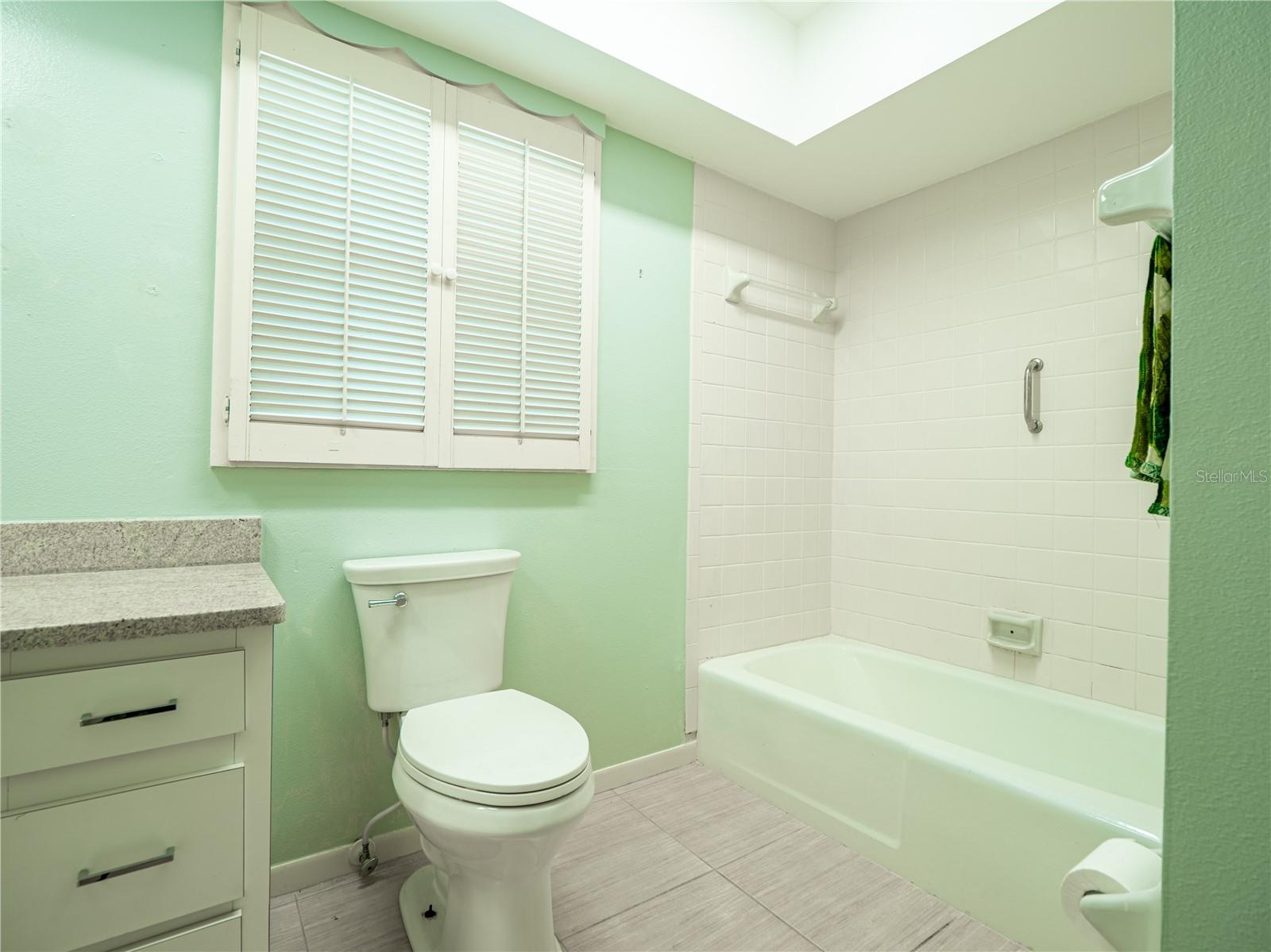 HARBOR CREST 400 APT - Residential